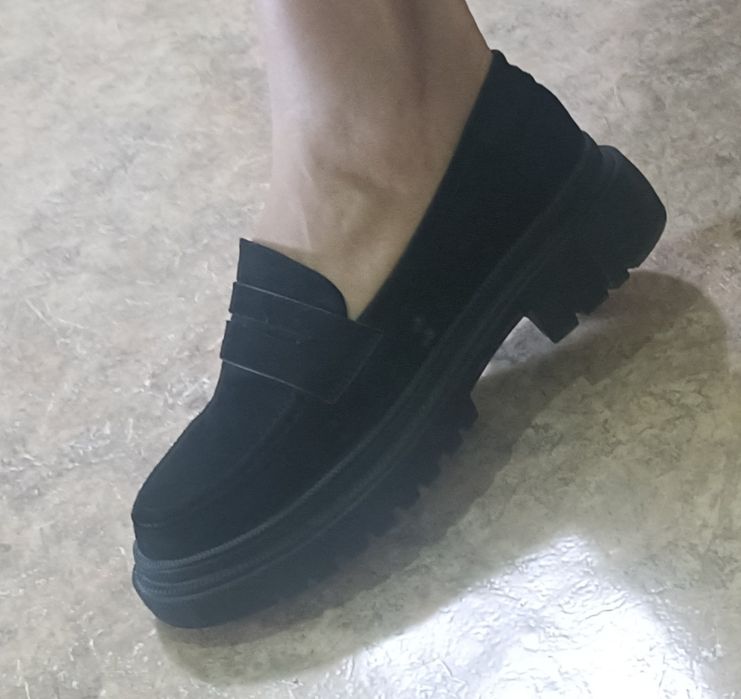 Продам женские лоферы