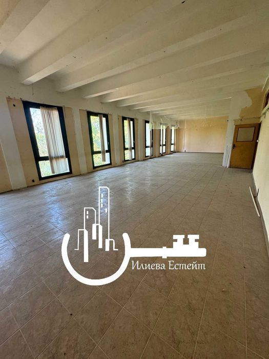 Продава се Промишлена сграда в Димитровград - 820 кв.м за 156 €/кв.м - Снимка #1