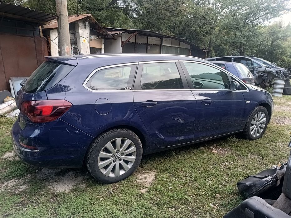 Опел Астра J (A20DTH) НА ЧАСТИ!!!