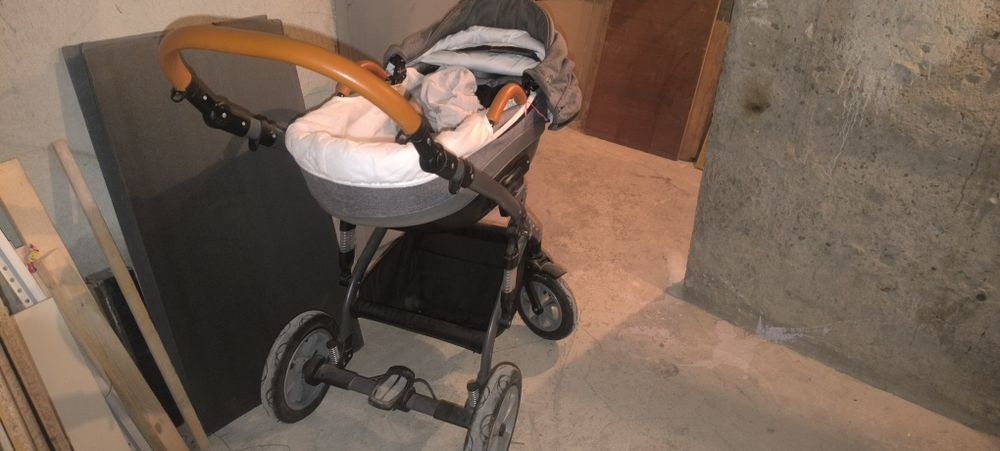 Бебешка количка 3 в 1 Gusio - Carrera new,