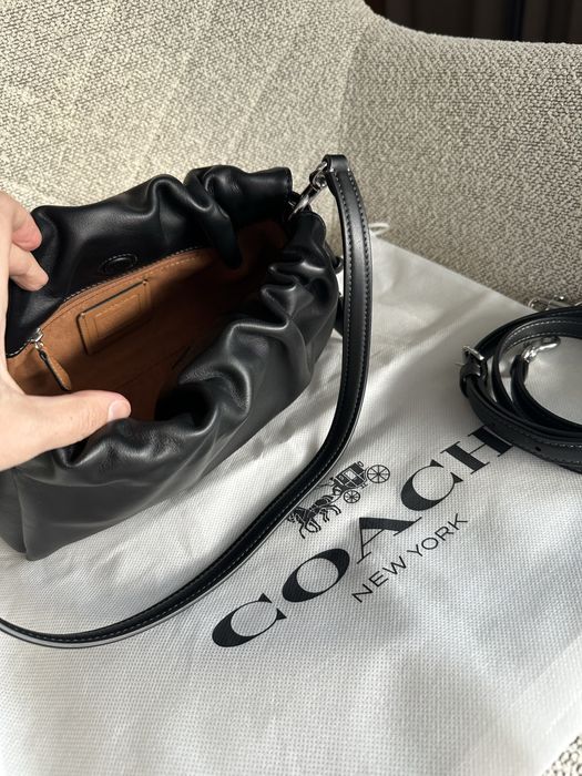 НОВА чанта Coach естествена кожа с документи
