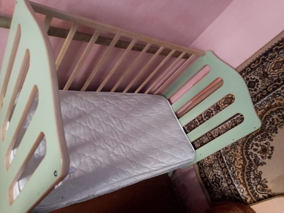 Кроватка детская