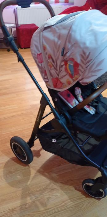 Căruciorul Kinderkraft pentru copii