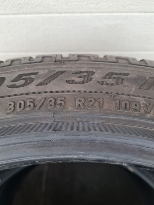 Зкмни гуми 2 броя PIRELLI Scorpion 305 35 R21 дот 3121
