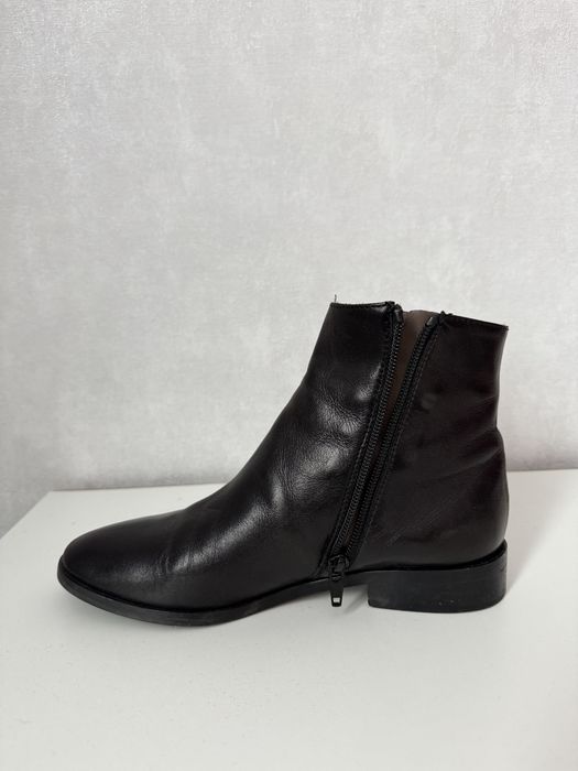 Демисезонные ботинки 35 размер