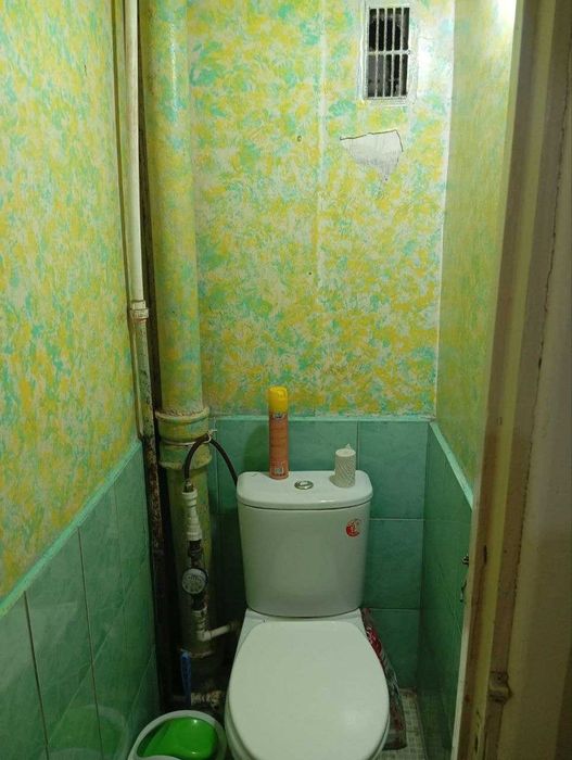 Продается 2 комнатка на Воднике (центр)