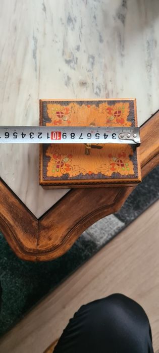 Старинна дървена табакера