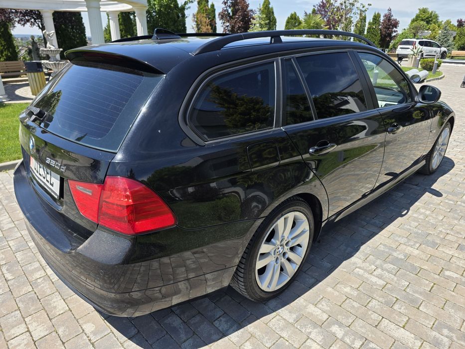 BMW E91 # 320d 177cp # EURO 5 # Navigatie # BiXenon adaptiv  #  Scaune incalzite