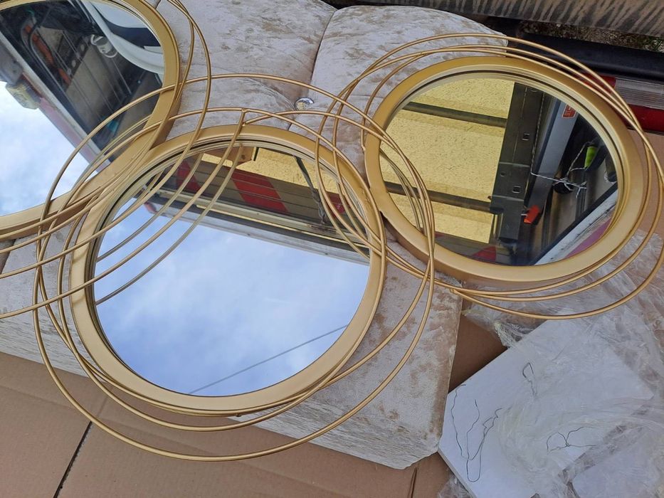 Ново огледало за стена