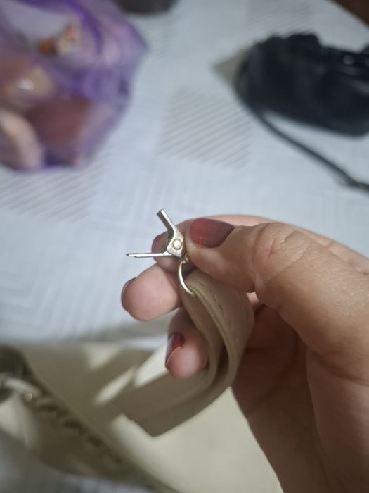 отдам 2 сумки за 2 пачки тук