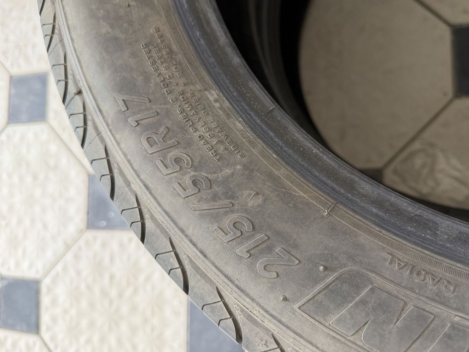 Michelin 215/55 R17 2 штука!