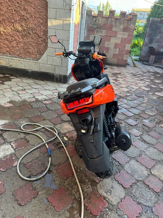 Продам Мопед 150