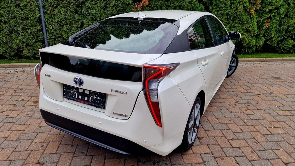 Toyota Prius 4 Impecabil, Park Assist/Head-Up Display, Unic Proprietar