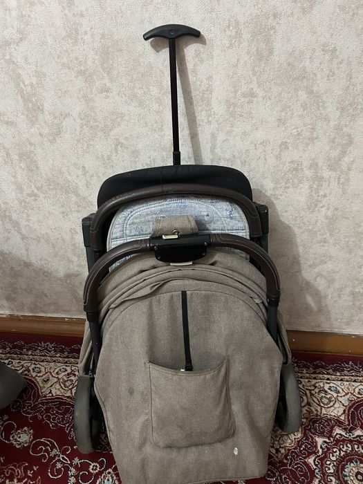 Продам коляску чемодан
