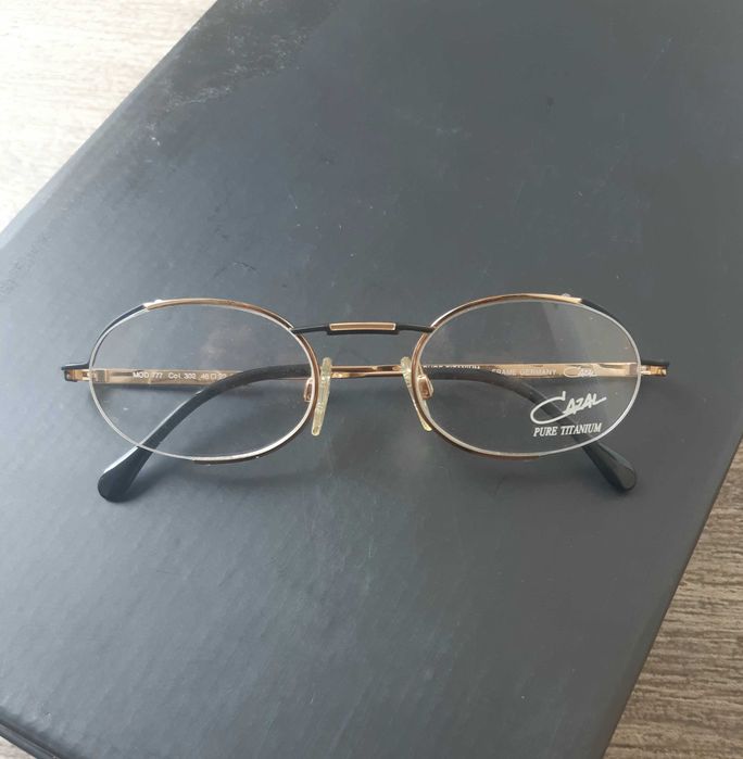 Rama ochelari Cazal vintage din titan