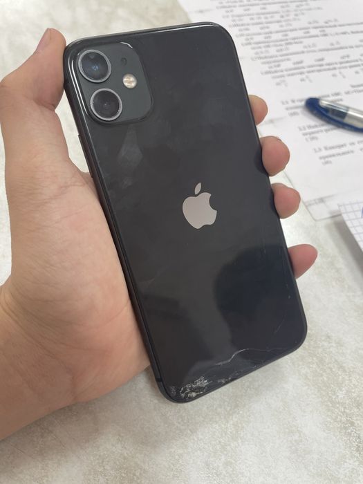 Продам или обменяю Iphone 11
