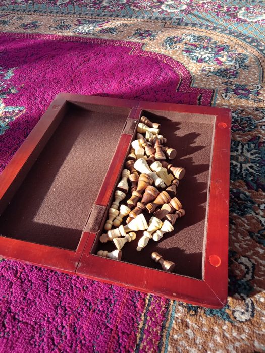 Шахматы деревянные новые