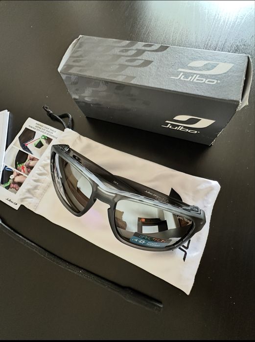 Julbo Shield слънчеви очила