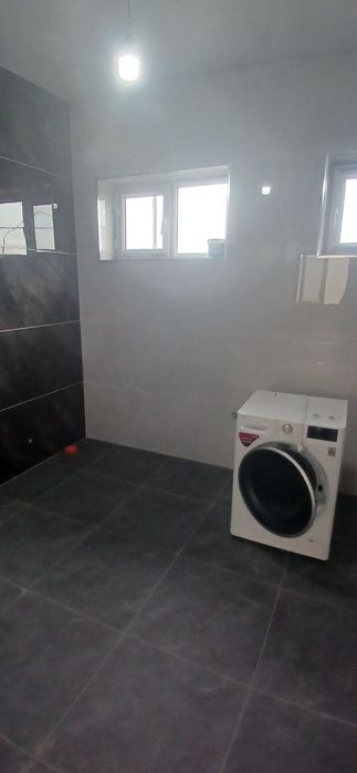 Продается участка 8 сотих, 8 комнатный