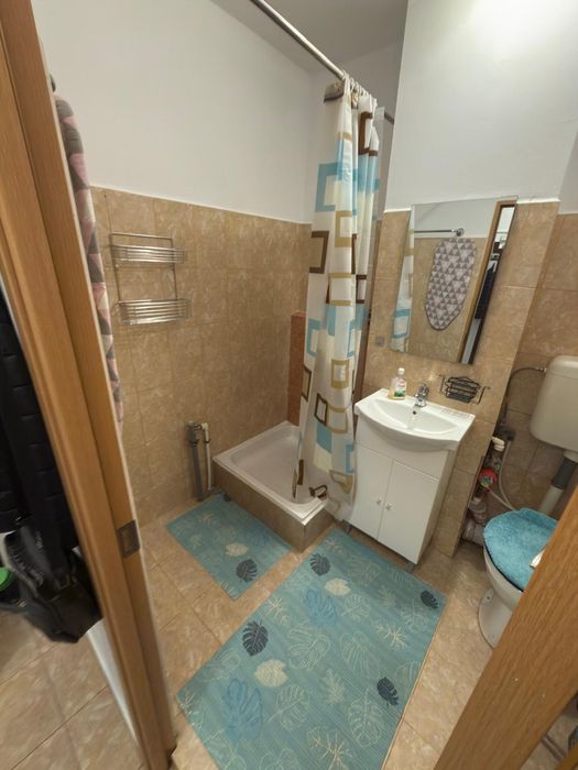 Schimb Garsonieră la P/4 cu apartament in București +diferență