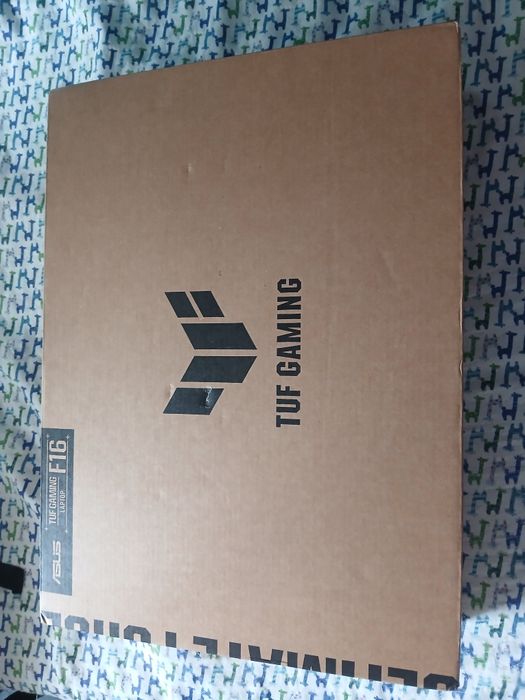 Ноутбук Asus F16