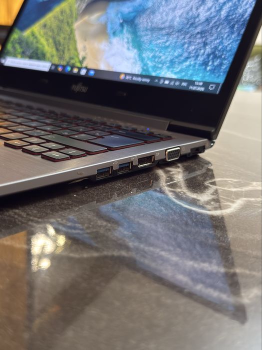Ноутбук Fujitsu LIFEBOOK U745 | Intel Core i5