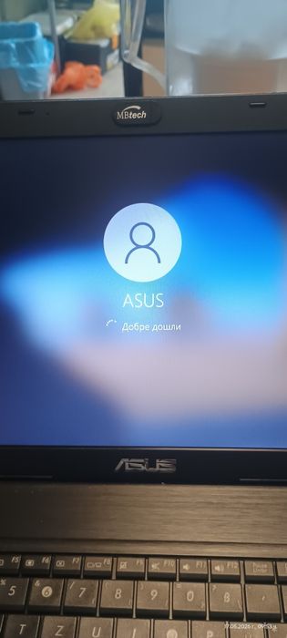 Лаптоп asus model p53e