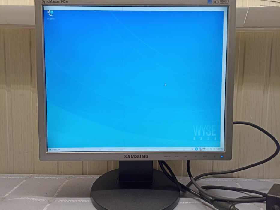 Монитор Samsung SyncMaster 743N, 17", 1280x1024, 75 Гц