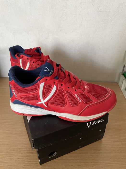 Продам бутсы зальные Jogel Bravo (футзалки)