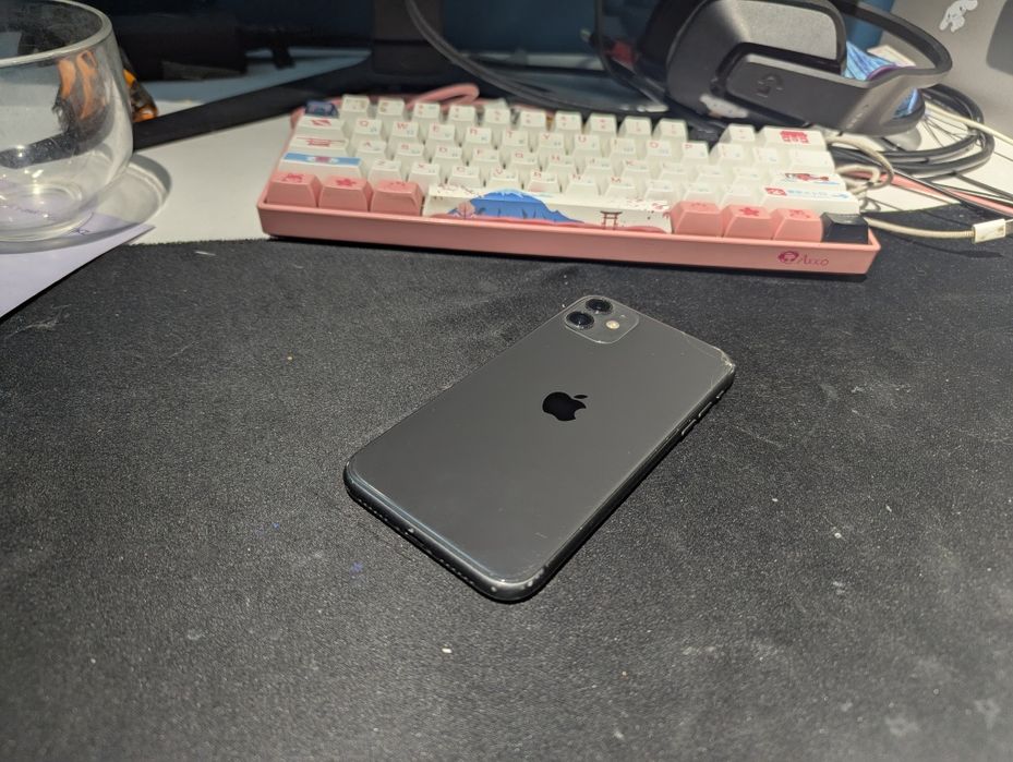 IPhone 11, 64гб, акб 84%