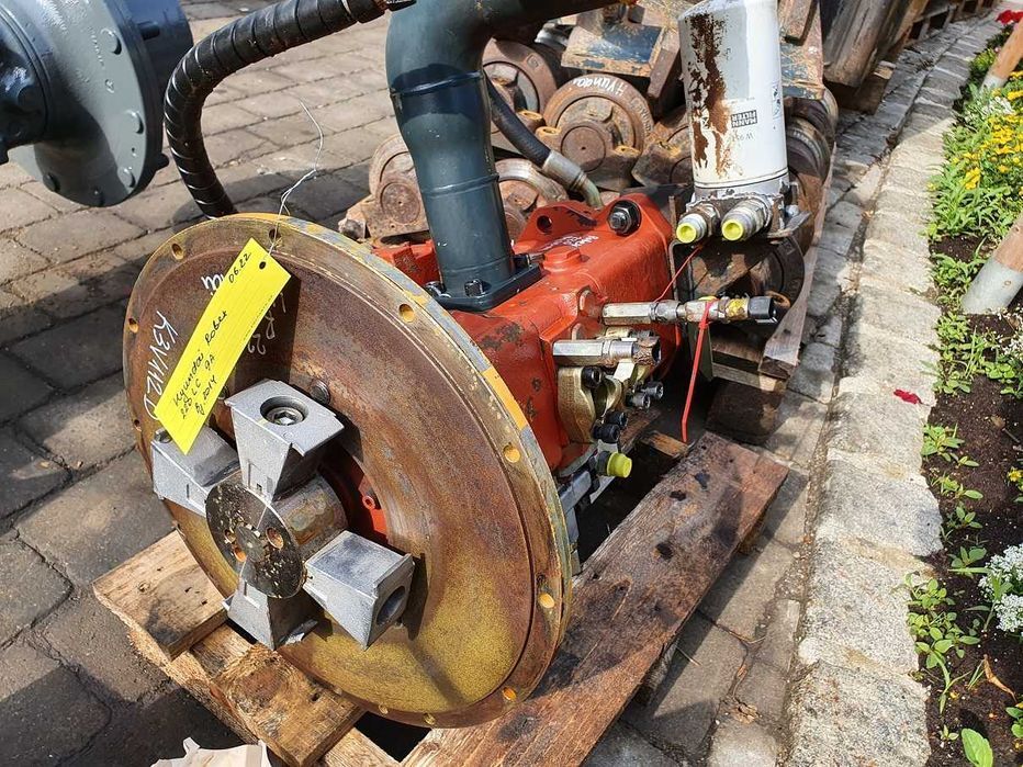 pompa hidraulica kawasaki k3v112 pentru hyundai robex 220