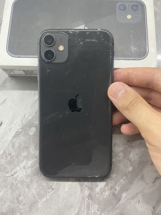 iPhone 11 64gb с коробкой