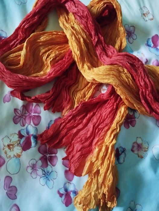 Продается шарфик женский