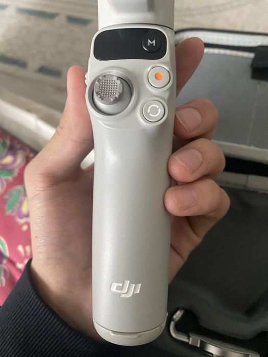 Стабилизатр  DJI osmo mobile 7