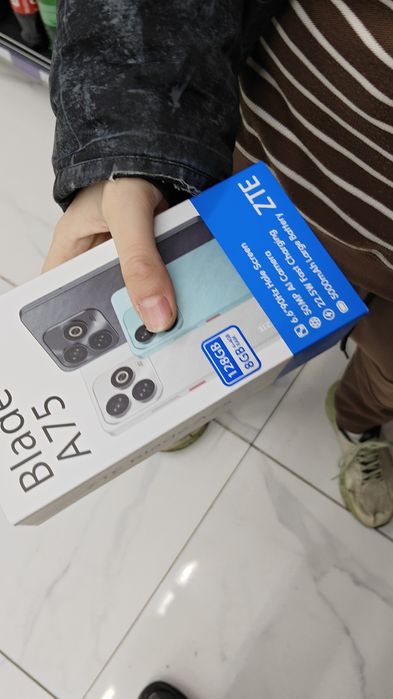 ZTE BLADE A75(128/8)