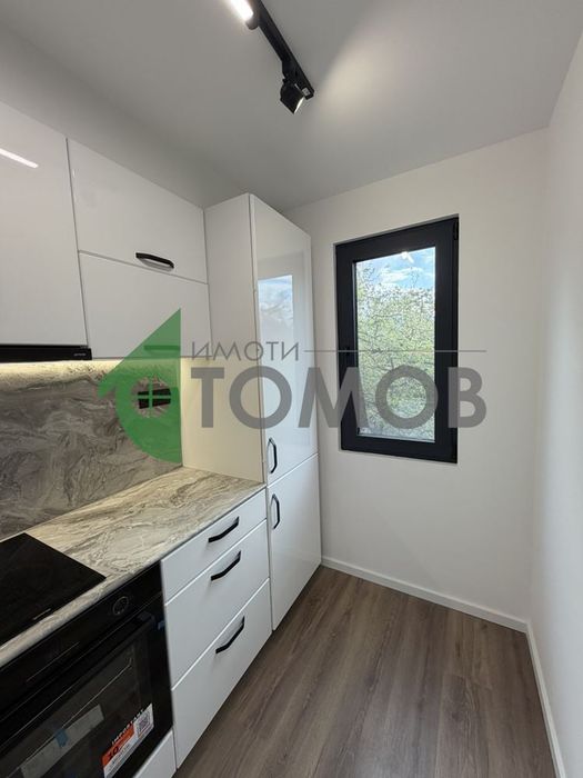 Напълно ремонтиран двустаен апартамент в кв. Самара 1