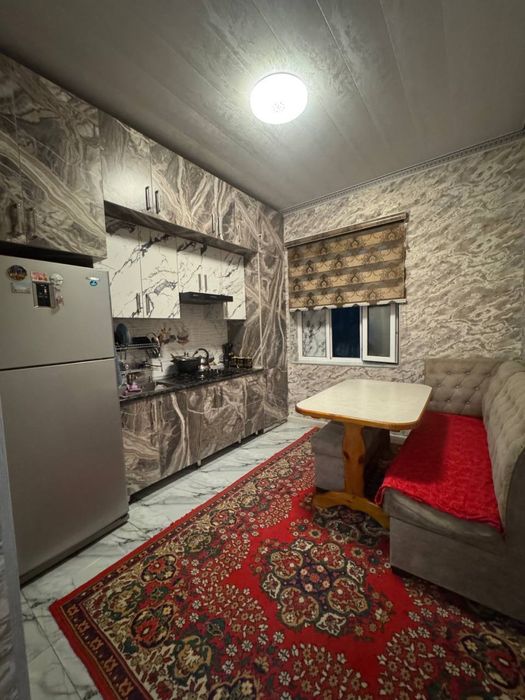 Срочно сотилади 72кв