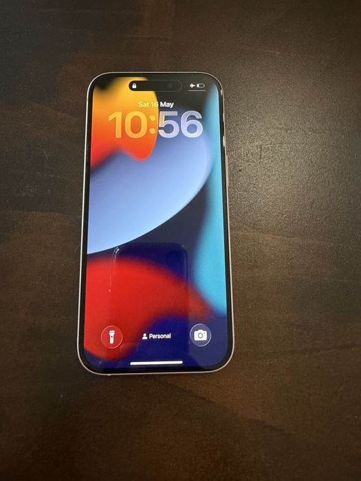 Продаван розов iPhone 15 128GB
