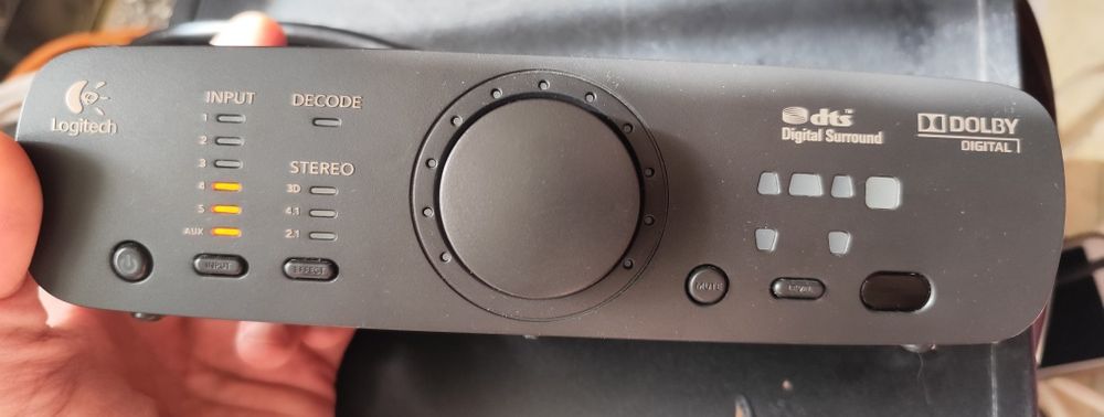 Logitech Z906 defect