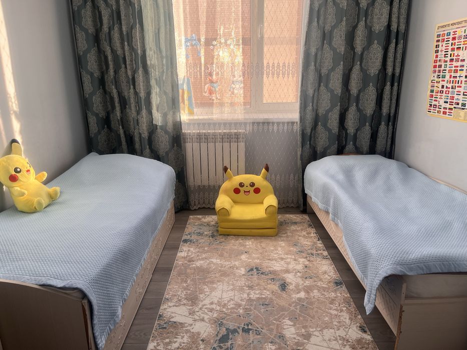 Продаются две детские кровати с матрасами.