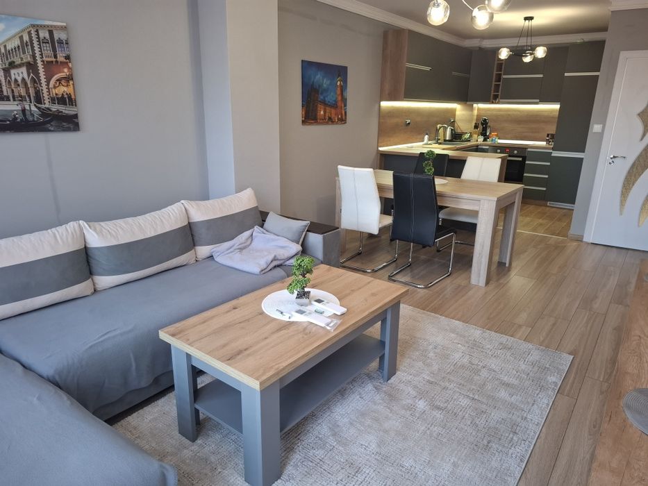 Апартамент под наем в района на манастира