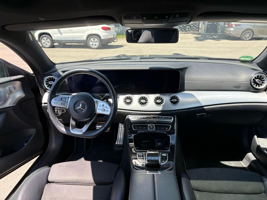 Mercedes-Benz E200 Coupe AMG Line