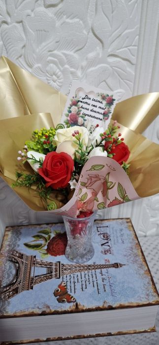 Buchet cu mesaj personalizat