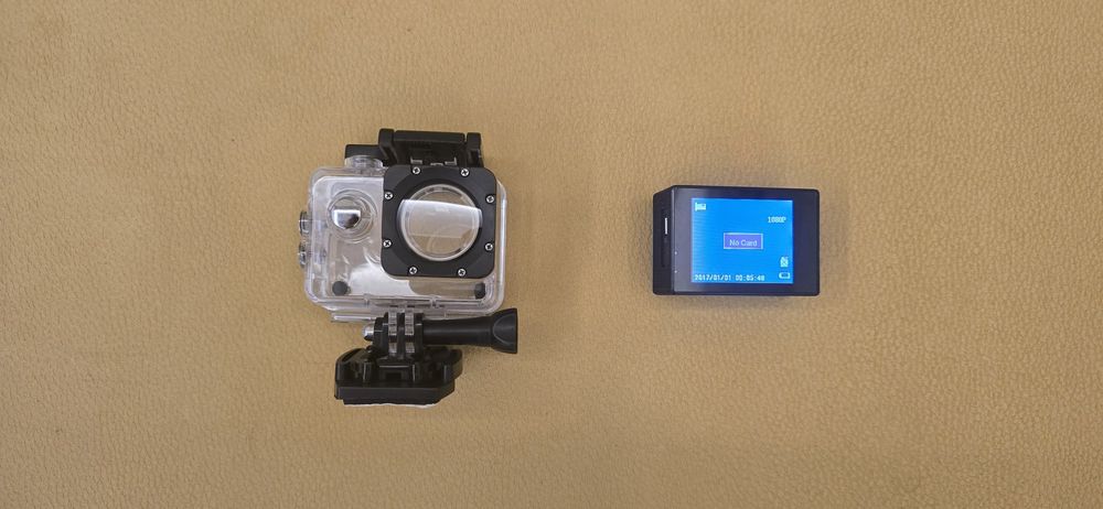 Savage gear плуващ елек + подарък екшън камера