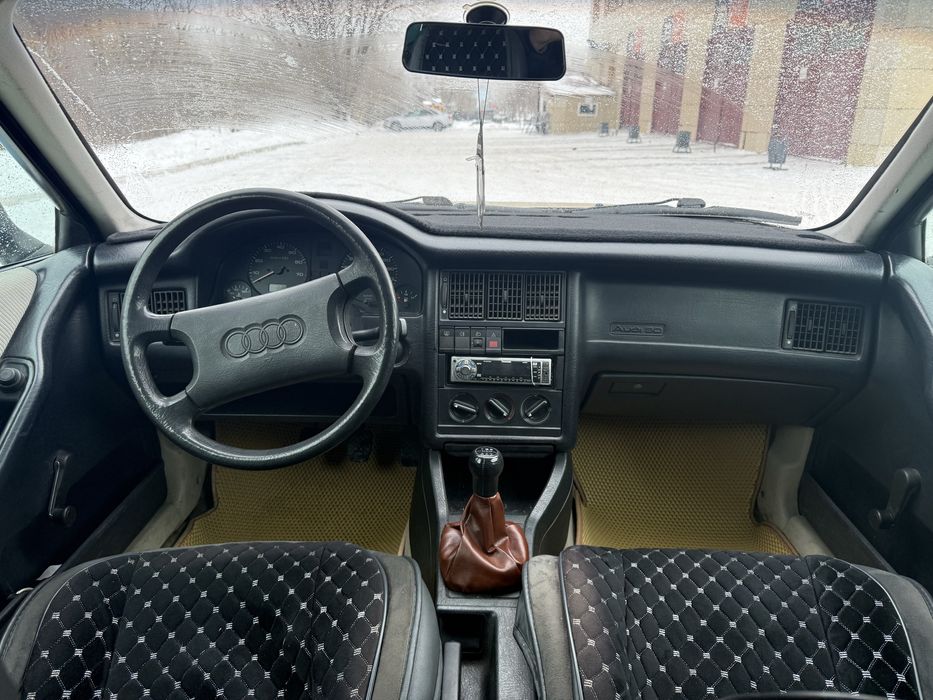 Продаю Ауди 80 b4