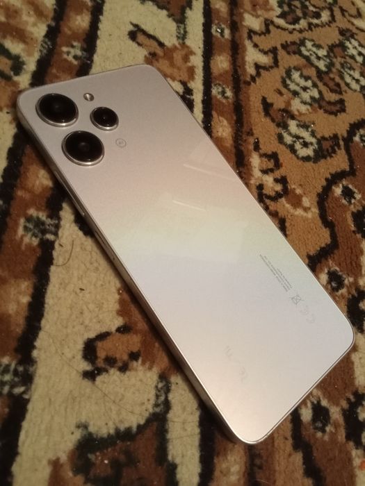 Продам Redmi 12. 128гб в идеальном состоянии