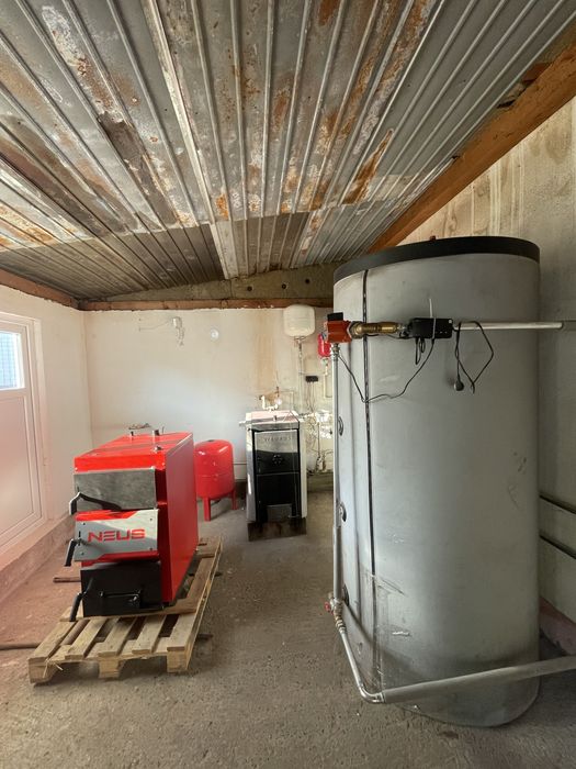 Vand centrala, puffer, boiler.
