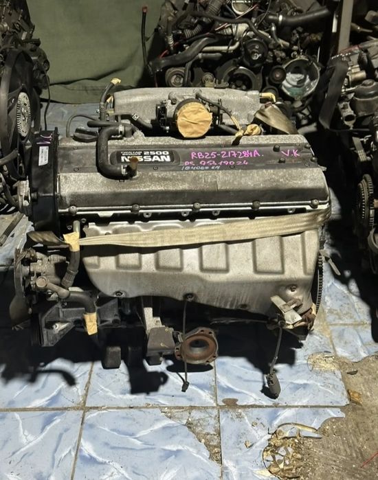 Двигатель Nissan RB25DE rb25 2.5l 4wd