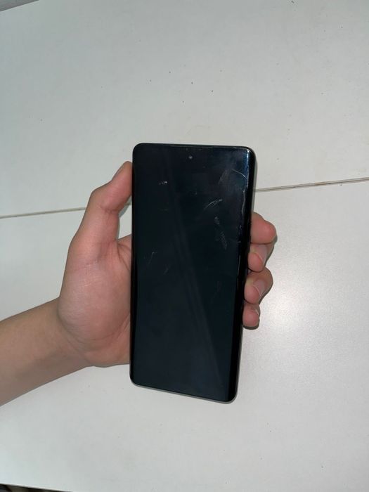 Honor x9b, 256гб. 120герц