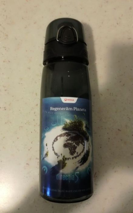 Sticla plastic capac detasabil pahar 700ml transport